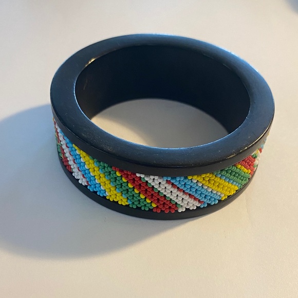 Jewelry - Black Beaded Multicolor Resin and wood Bangle